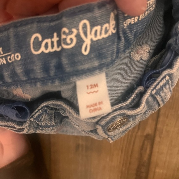 Cat & Jack Pink and Gray Button Down Shirts - Picture 3 of 4